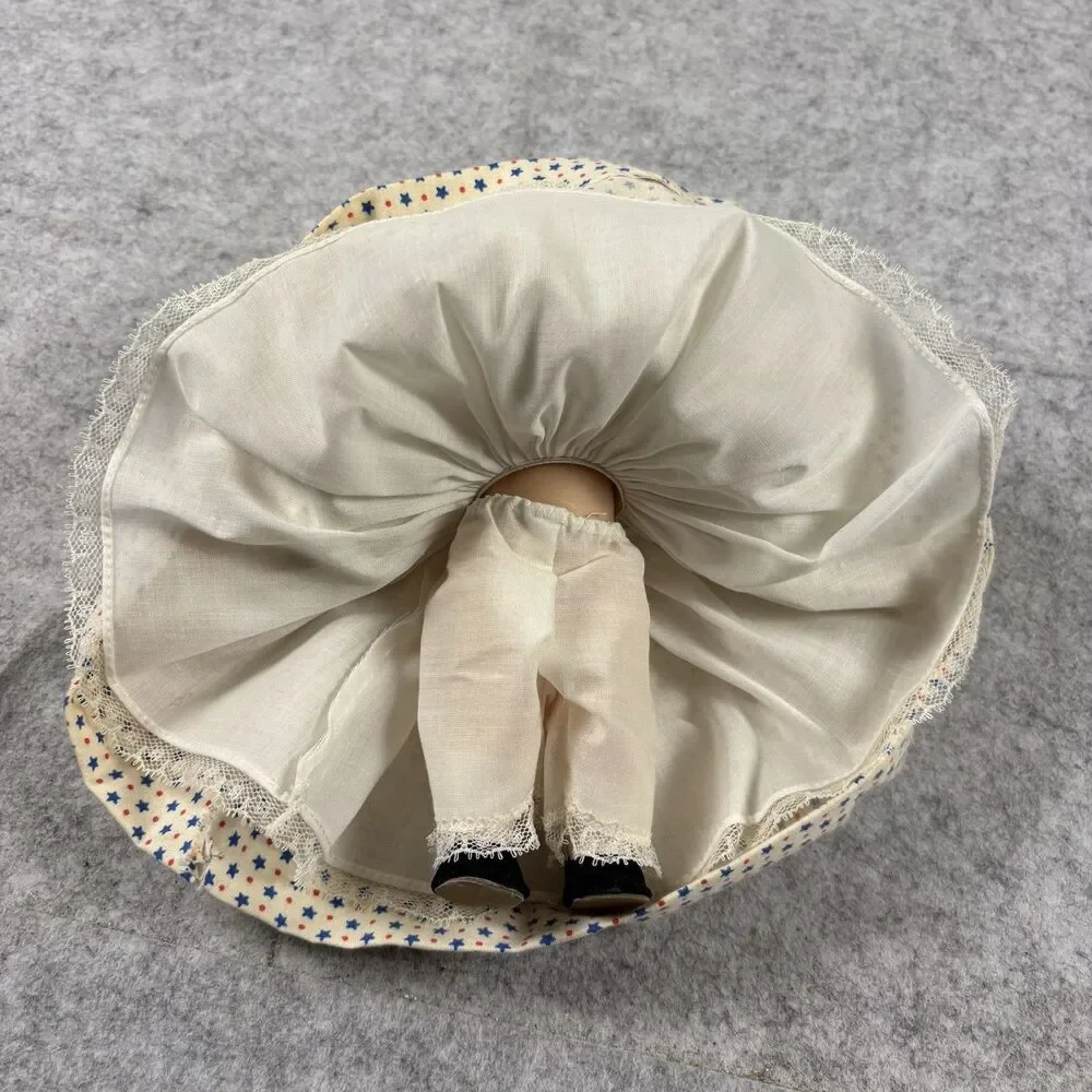 Vintage 1970s Madame Alexander Doll - Americana / Storybook - Betsy Ross 431 8